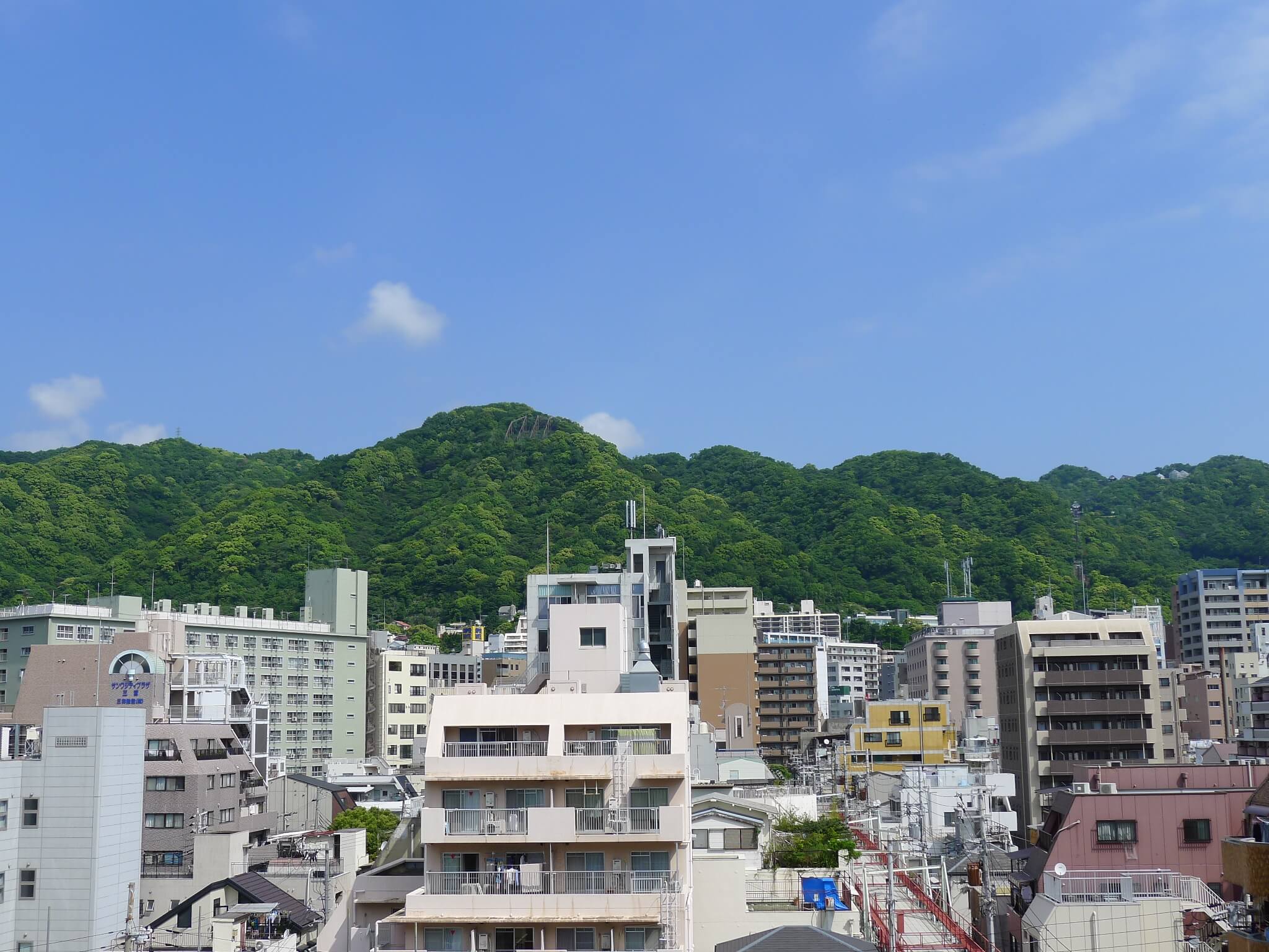 三ノ宮むつう整体院から眺望した山の景色 2017/5/23撮影